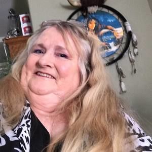 Meet your Posher, Ada mae